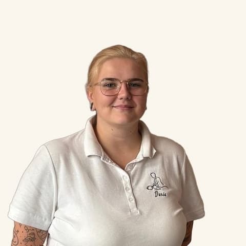 Portrait of Daria from the Meine Massage team